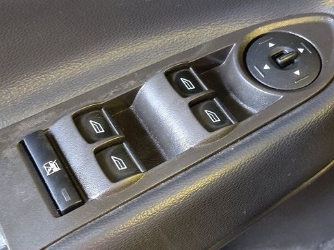 Used 2018 Ford Escape SE w/ SE Sync 3 Package FWD image 27