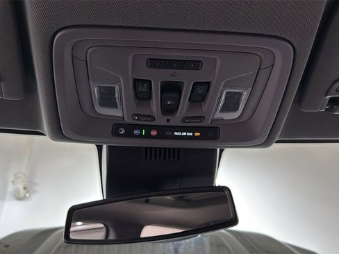 Used 2022 GMC Sierra 1500 Denali image 11