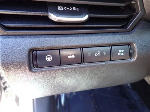 Used 2023 Nissan Altima 2.5 SL FWD image 13