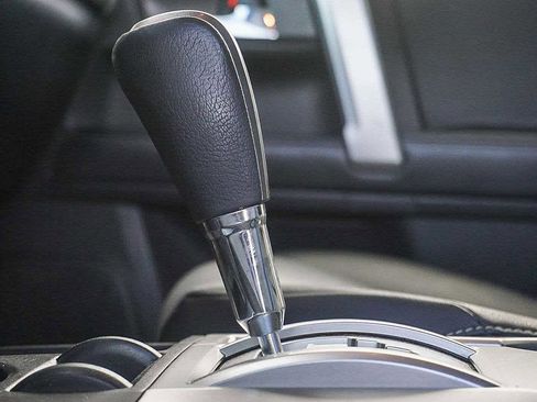 Used 2022 Toyota 4Runner SR5 Premium image 51