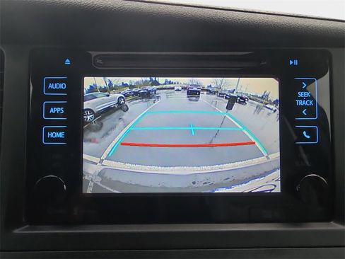 Used 2015 Toyota Sienna XLE Premium image 23