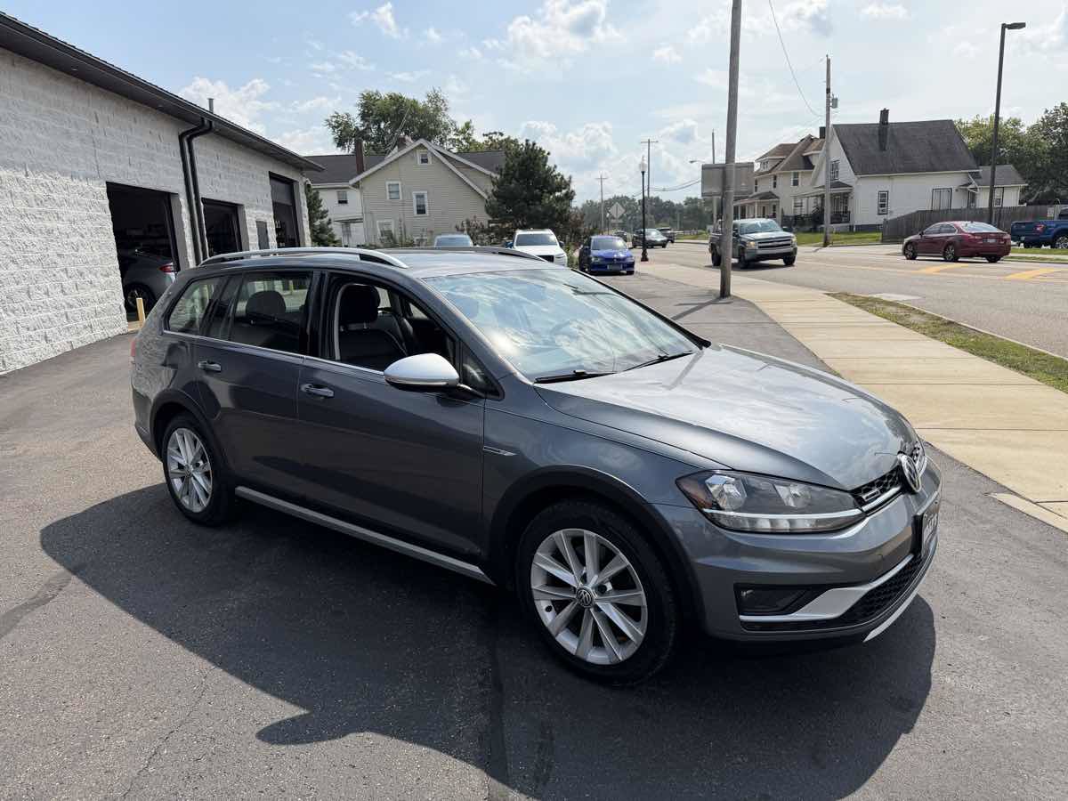 Used 2019 Volkswagen Golf Alltrack SEL AWD/4WD image 6