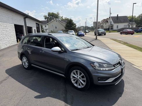 Used 2019 Volkswagen Golf Alltrack SEL AWD/4WD image 6