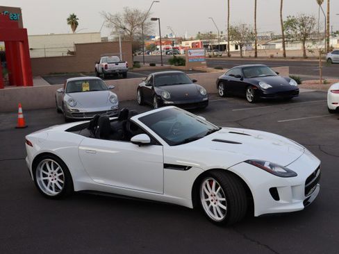 Used 2014 Jaguar F-TYPE S image 11