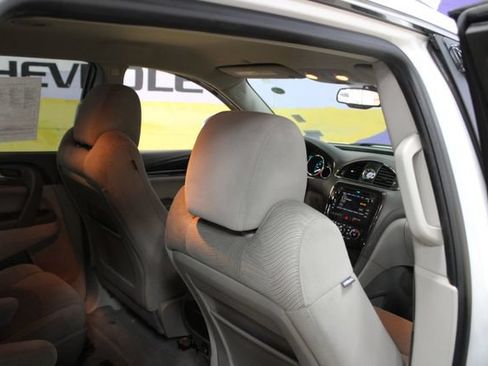 Used 2017 Buick Enclave Convenience FWD image 12