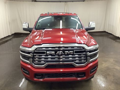 New 2026 RAM 2500 Limited AWD/4WD image 2