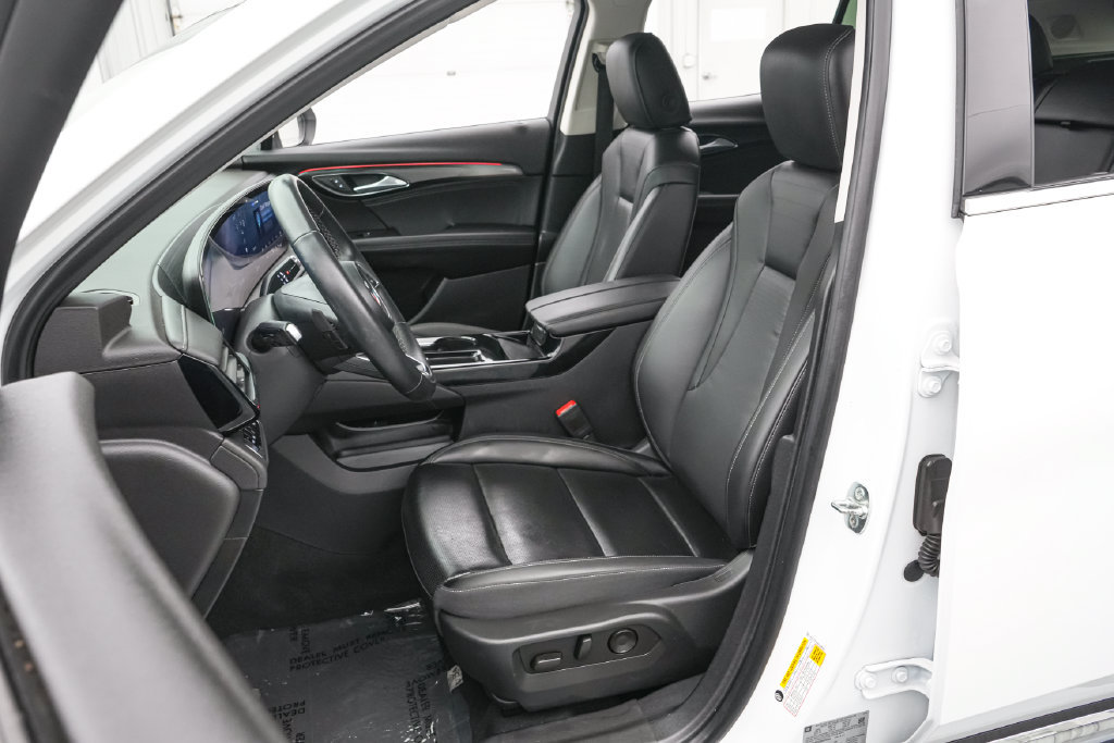 Used 2025 Buick Envision Preferred AWD/4WD image 11