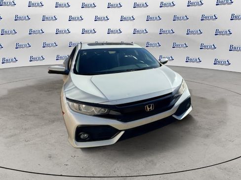 Used 2018 Honda Civic EX image 3