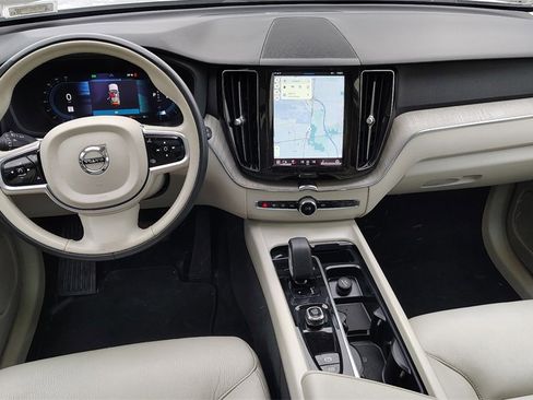 Certified 2023 Volvo XC60 B5 Plus w/ Climate Package image 11