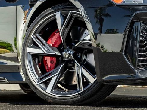 Certified 2023 Audi RS 6 AWD/4WD image 7
