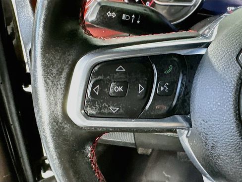 Used 2022 Jeep Wrangler Unlimited Rubicon w/ LED Lighting Group AWD/4WD image 24