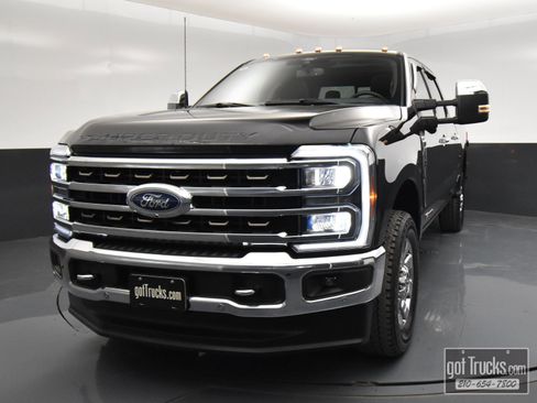 Used 2024 Ford F250 King Ranch w/ Chrome Package image 51