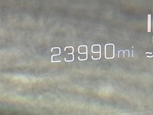 Used 2025 Chevrolet Trax LT image 72