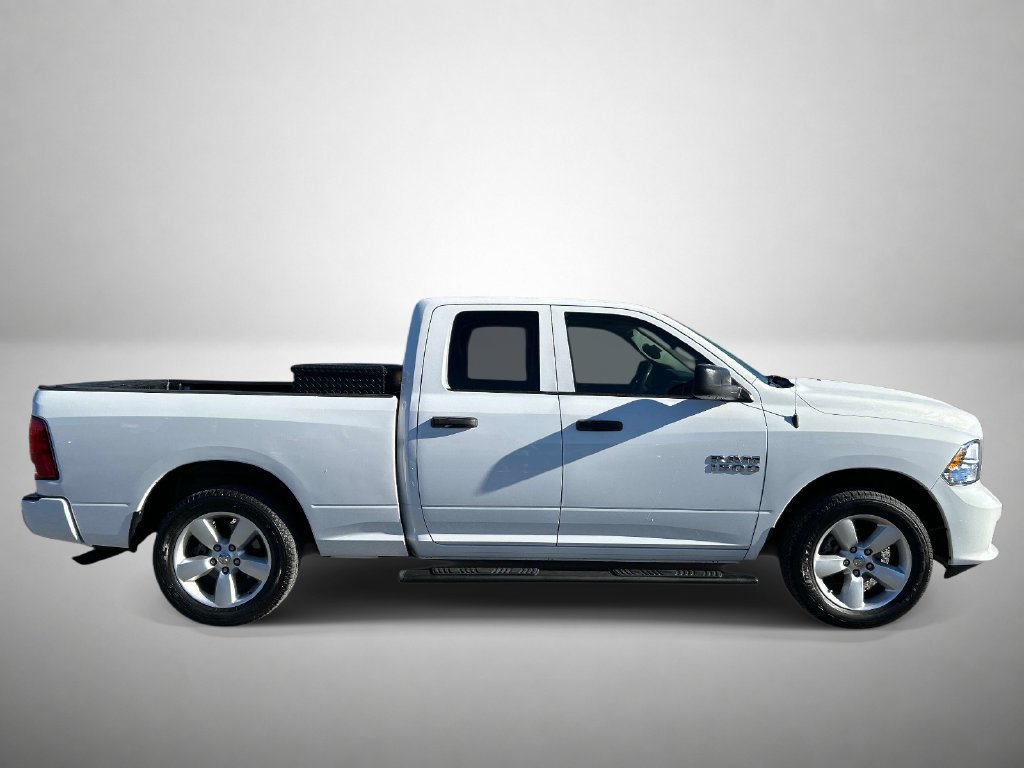 Used 2015 RAM 1500 Express RWD image 2