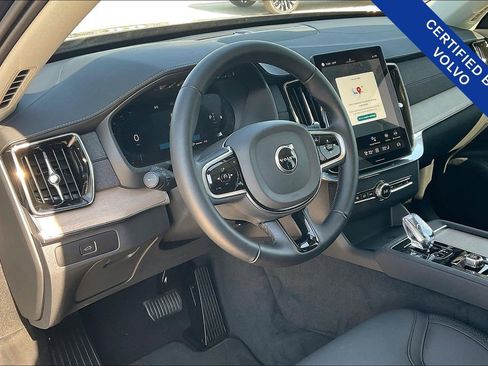 Certified 2025 Volvo XC90 B6 Plus image 16