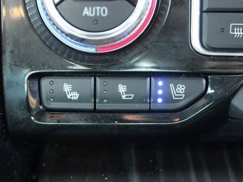 Certified 2021 GMC Yukon XL Denali w/ LPO, Illumination Package image 7