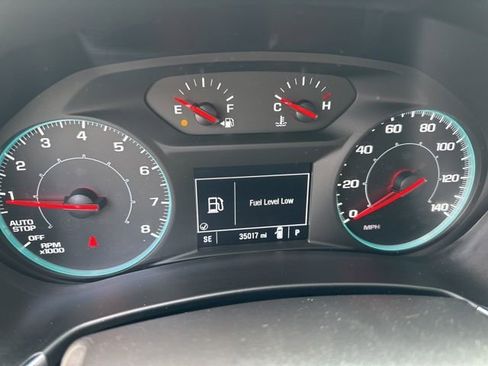 Used 2023 Chevrolet Equinox LS FWD image 17