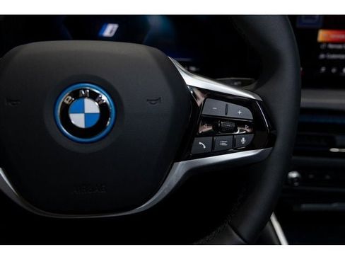 Used 2025 BMW i4 xDrive40i w/ Premium Package image 66