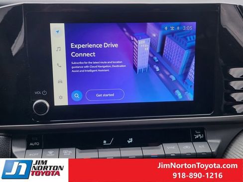 Used 2025 Toyota Camry SE image 20