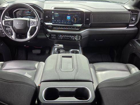 Certified 2022 Chevrolet Silverado 1500 LT Trail Boss w/ LT Trail Boss Premium Package AWD/4WD image 12
