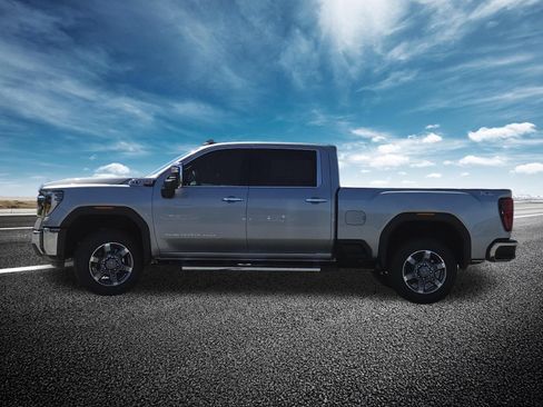 New 2026 GMC Sierra 2500 SLT w/ SLT Premium Package AWD/4WD image 18