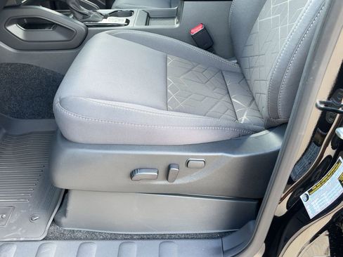 New 2026 Nissan Frontier SV w/ Tow Package image 13