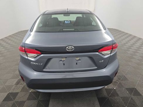 Used 2022 Toyota Corolla LE FWD image 5