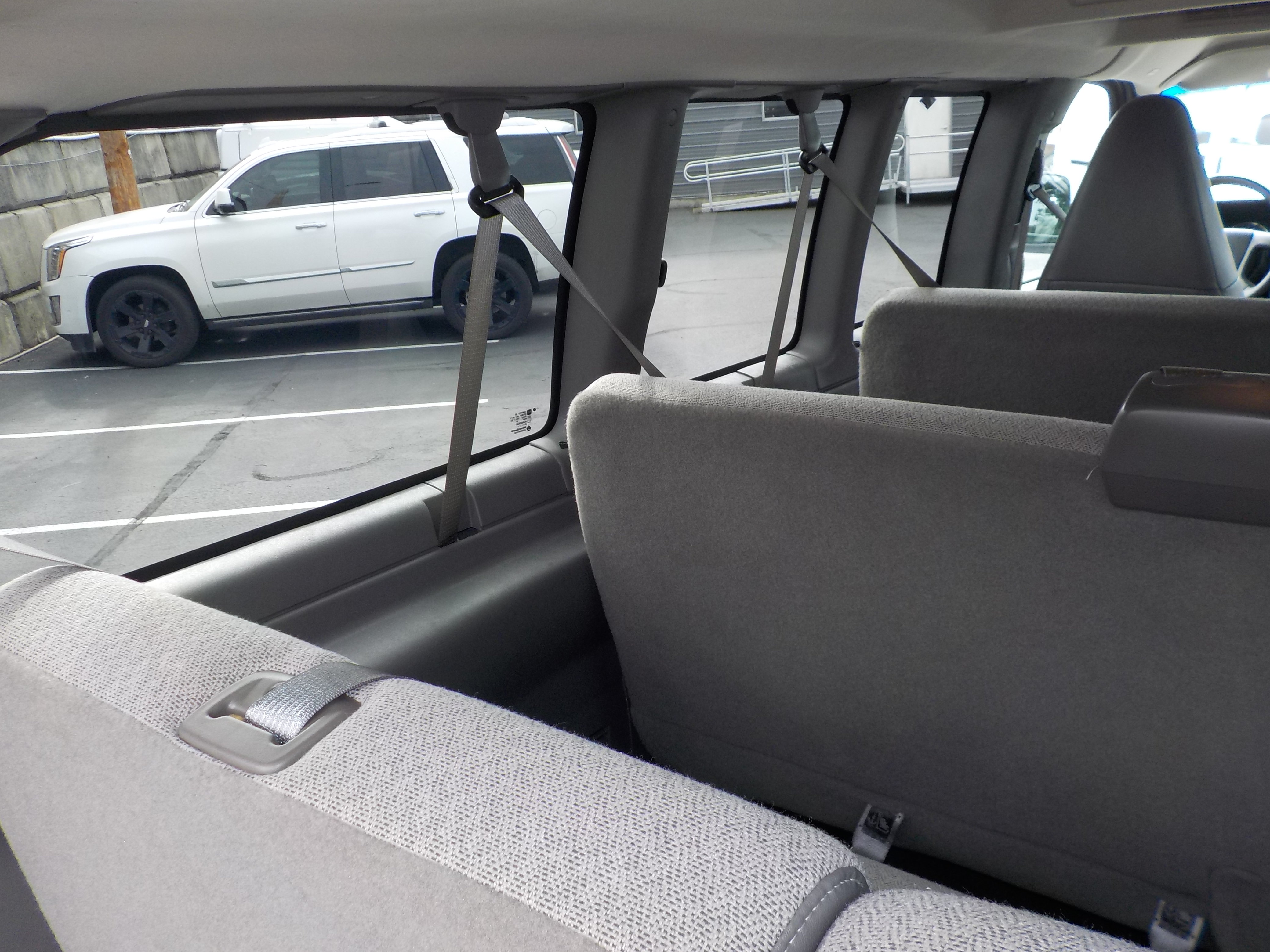 Used 2017 Chevrolet Express 3500 LT w/ LT Preferred Equipment Group RWD image 19