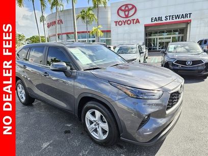 Certified 2024 Toyota Highlander LE