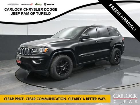 Used 2020 Jeep Grand Cherokee Laredo AWD/4WD image 9