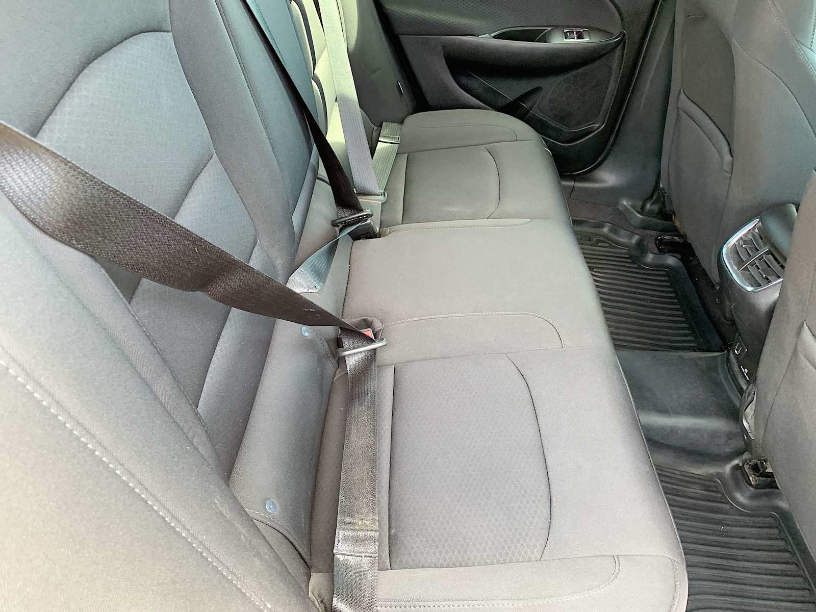 Used 2018 Chevrolet Malibu LT w/ Redline Edition FWD image 25