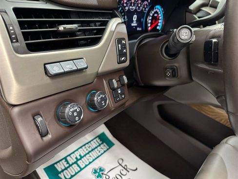Used 2020 GMC Yukon Denali w/ Open Road Package AWD/4WD image 15