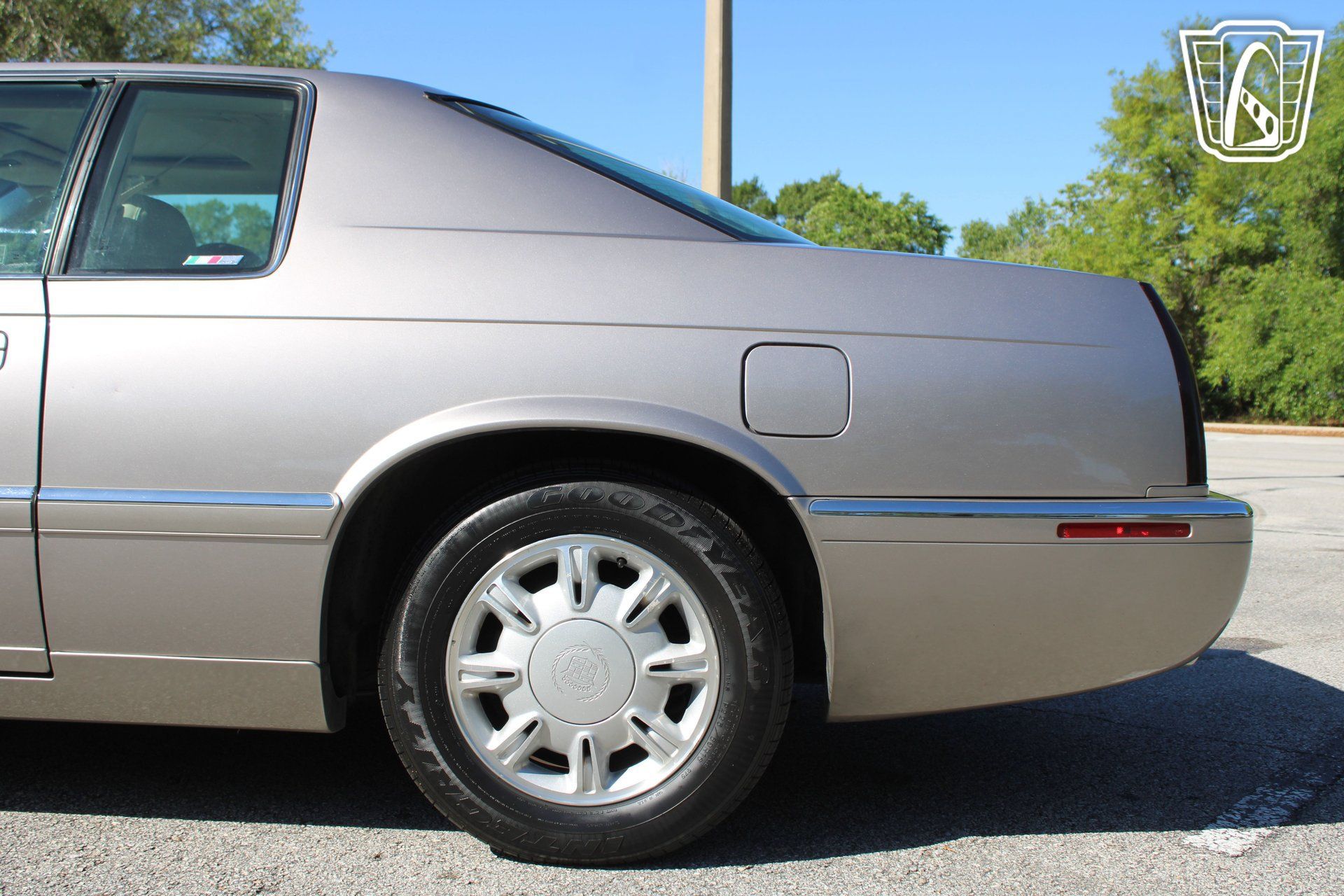 Used 1996 Cadillac Eldorado FWD image 31
