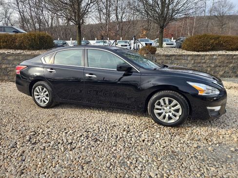 Used 2014 Nissan Altima 2.5 S image 10