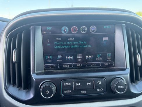 Used 2017 GMC Canyon SLE w/ SLE Convenience Package RWD image 9