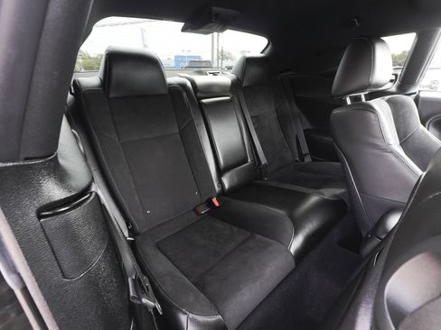 Used 2023 Dodge Challenger R/T Scat Pack RWD image 31
