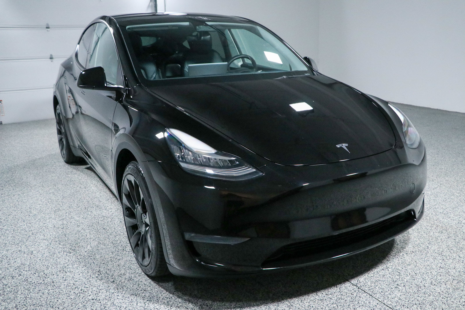 Used 2023 Tesla Model Y Long Range AWD/4WD image 5