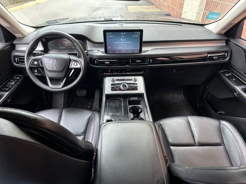Used 2023 Lincoln Aviator AWD image 14