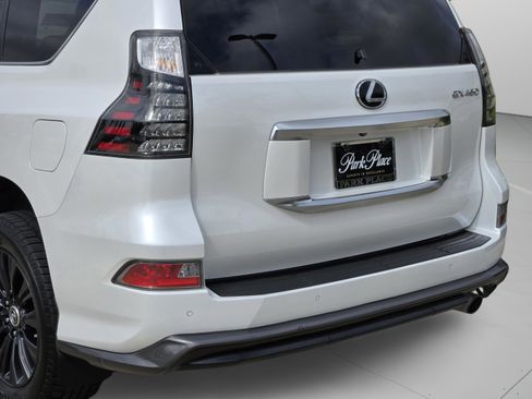 Certified 2023 Lexus GX 460 Luxury w/ Sport Design Package AWD/4WD image 35