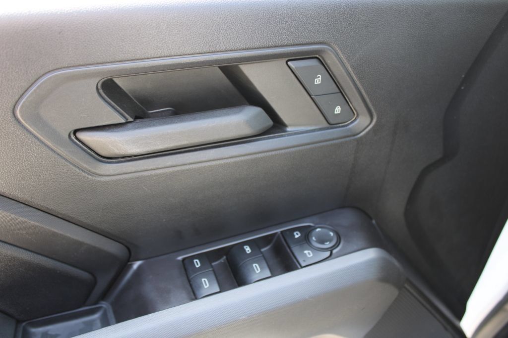 Used 2024 Chevrolet Colorado Trail Boss w/ LPO, Dark Essentials Package AWD/4WD image 28