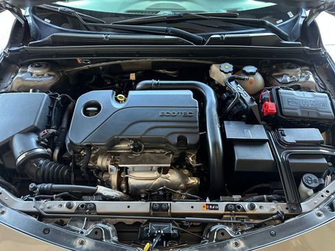 Used 2024 Chevrolet Malibu LT image 32