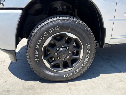 Used 2026 RAM 2500 Laramie AWD/4WD image 24