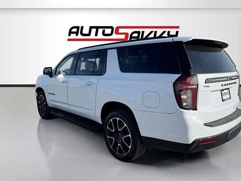 Used 2022 Chevrolet Suburban RST w/ Luxury Package AWD/4WD image 5