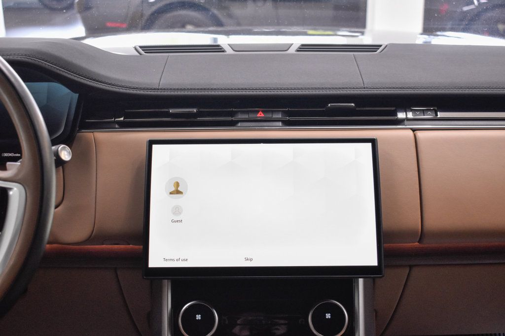 Used 2023 Land Rover Range Rover SE AWD/4WD image 20