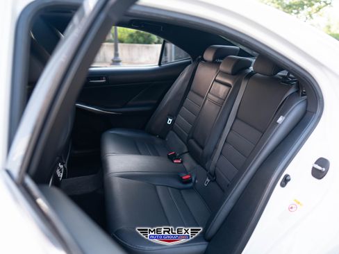 Used 2018 Lexus IS 300 F Sport w/ F Sport Package image 20