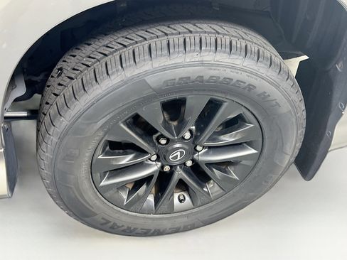 Used 2020 Lexus GX 460 Premium image 33