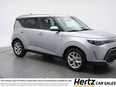Used 2025 Kia Soul LX w/ LX Technology Package