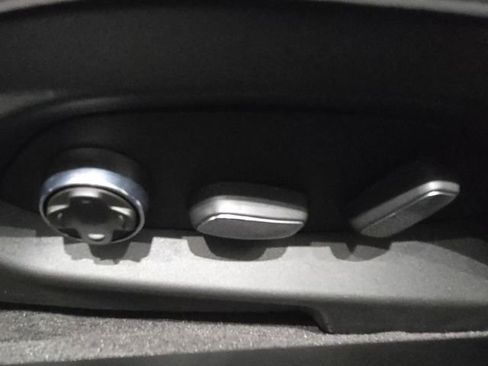 Used 2023 Chevrolet Corvette Z06 w/ Stealth Interior Trim Package image 19