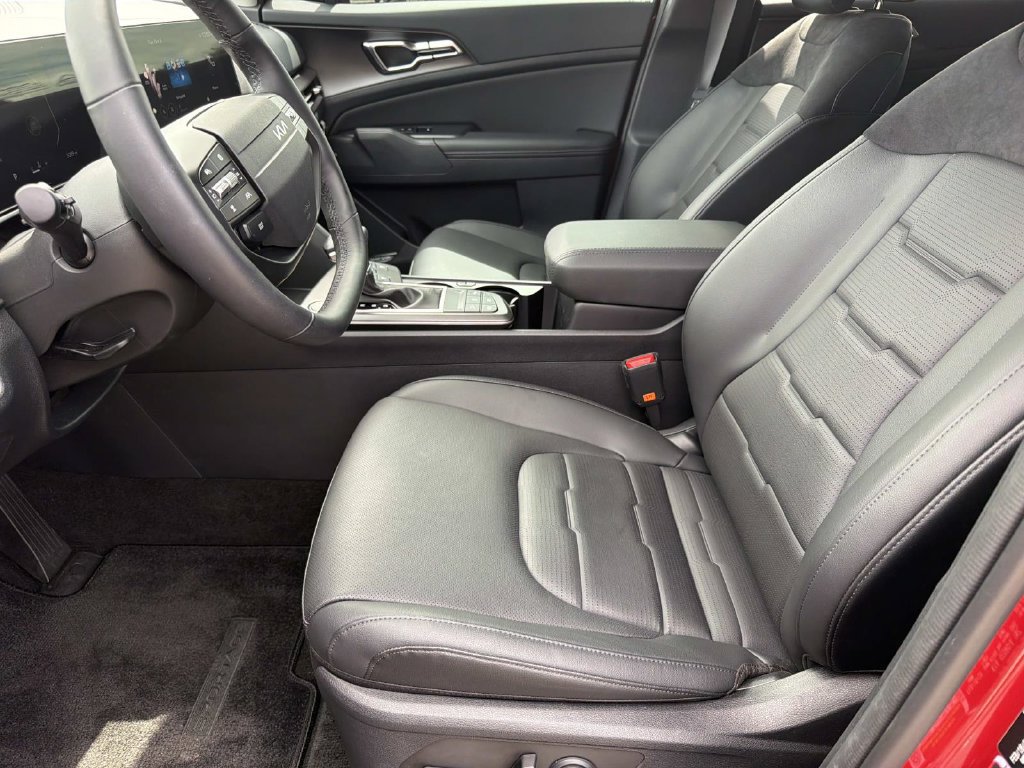 Used 2026 Kia Sportage SX FWD image 10