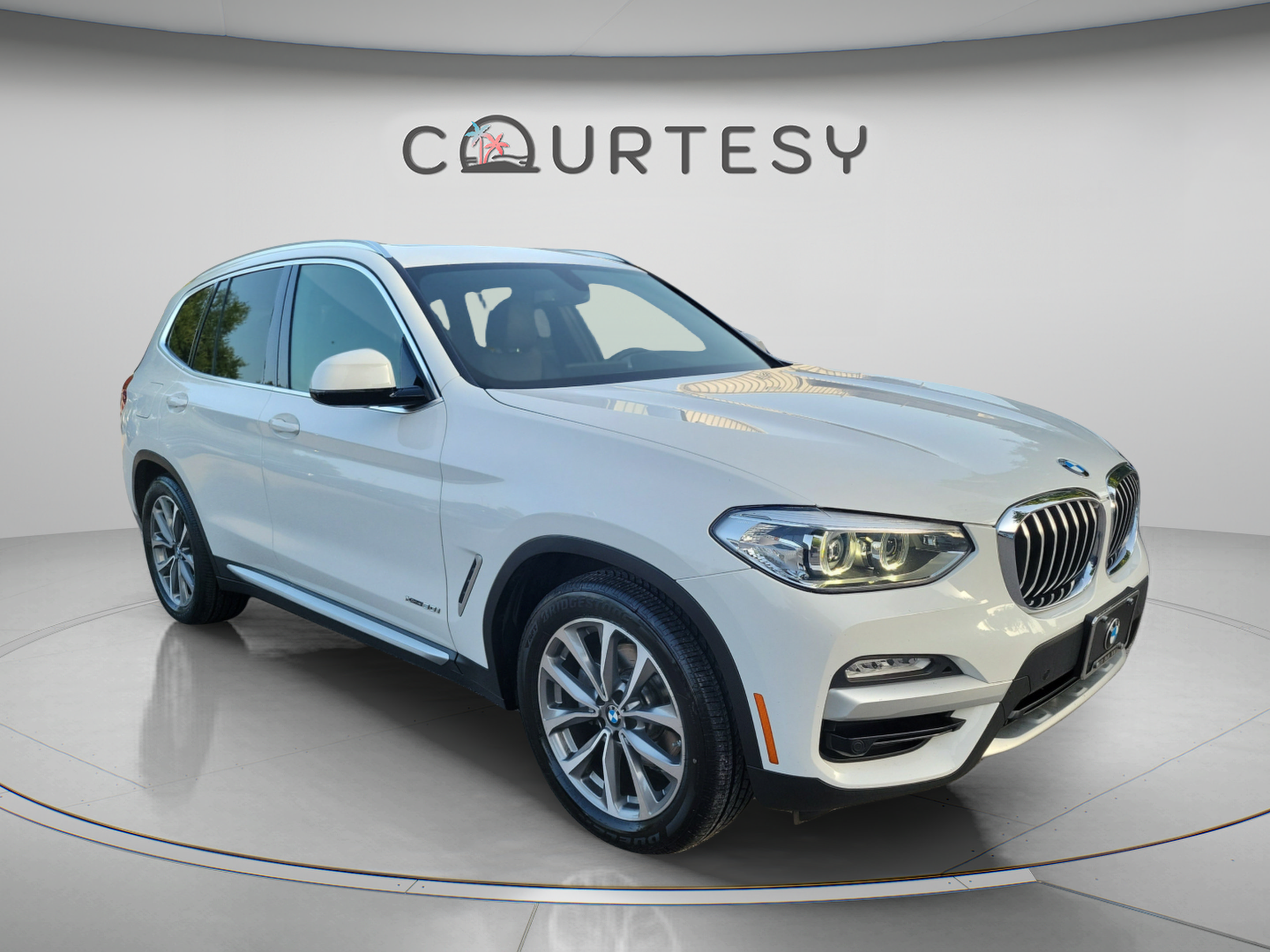Used 2018 BMW X3 xDrive30i AWD/4WD image 4